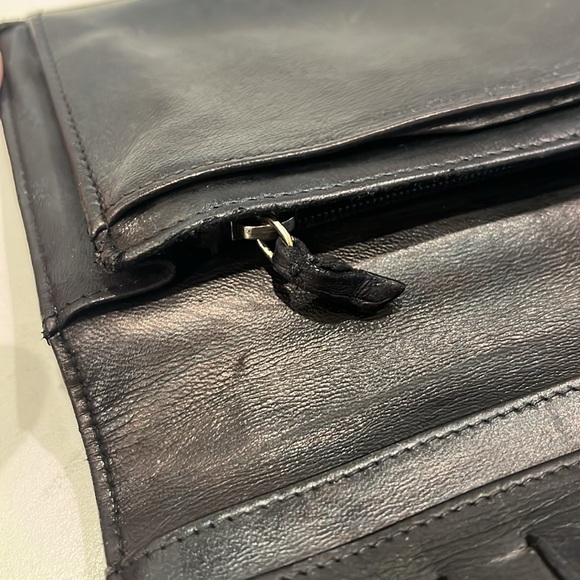 CHANEL Mademoiselle Biarritz Lucky Charms Black Leather Bifold Long Wallet - Picture 5 of 15